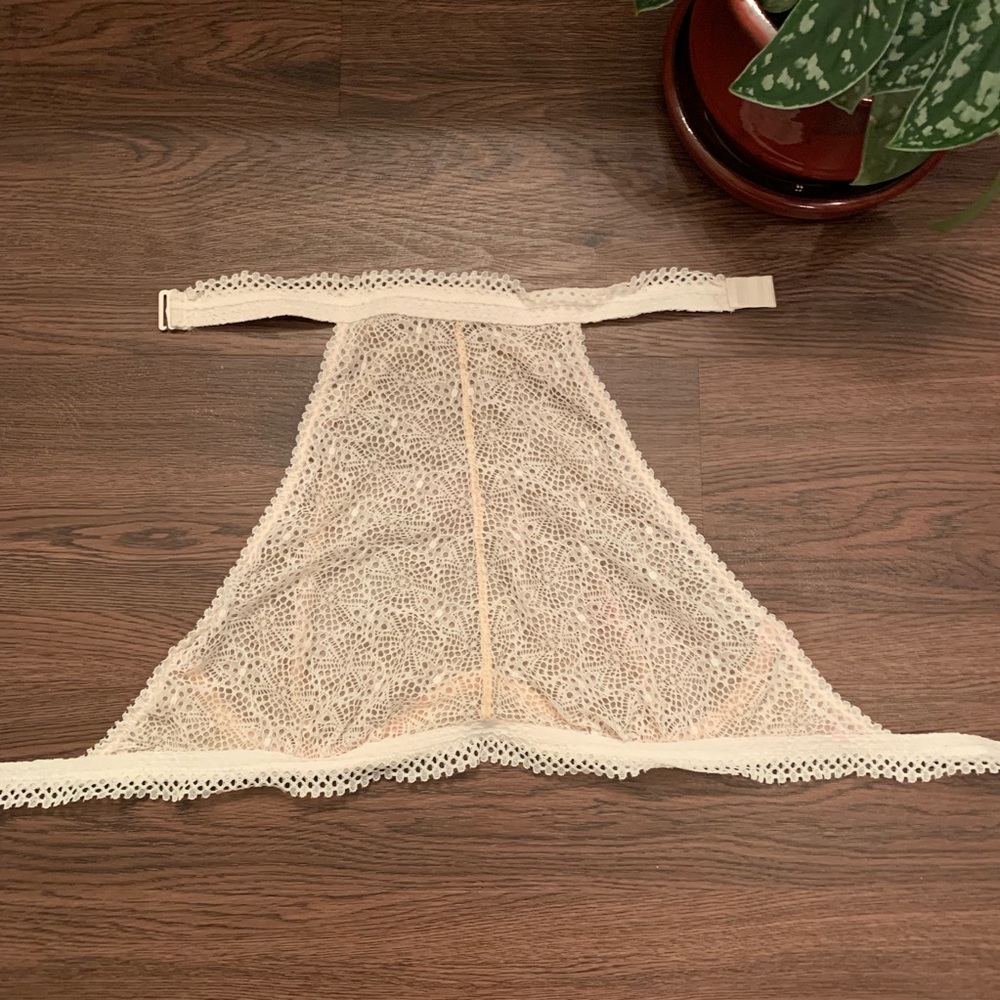 Victoria’s Secret | White Lace High Neck Bralette